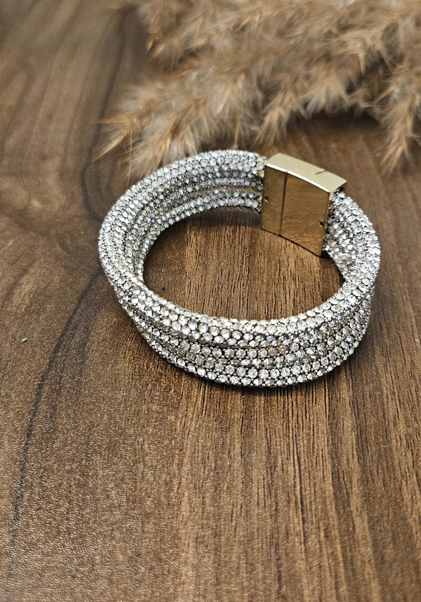 3 LINE SOFT CHAIN