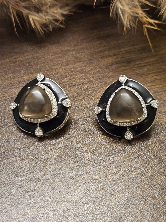 ENAMEL WITH GREY STONE