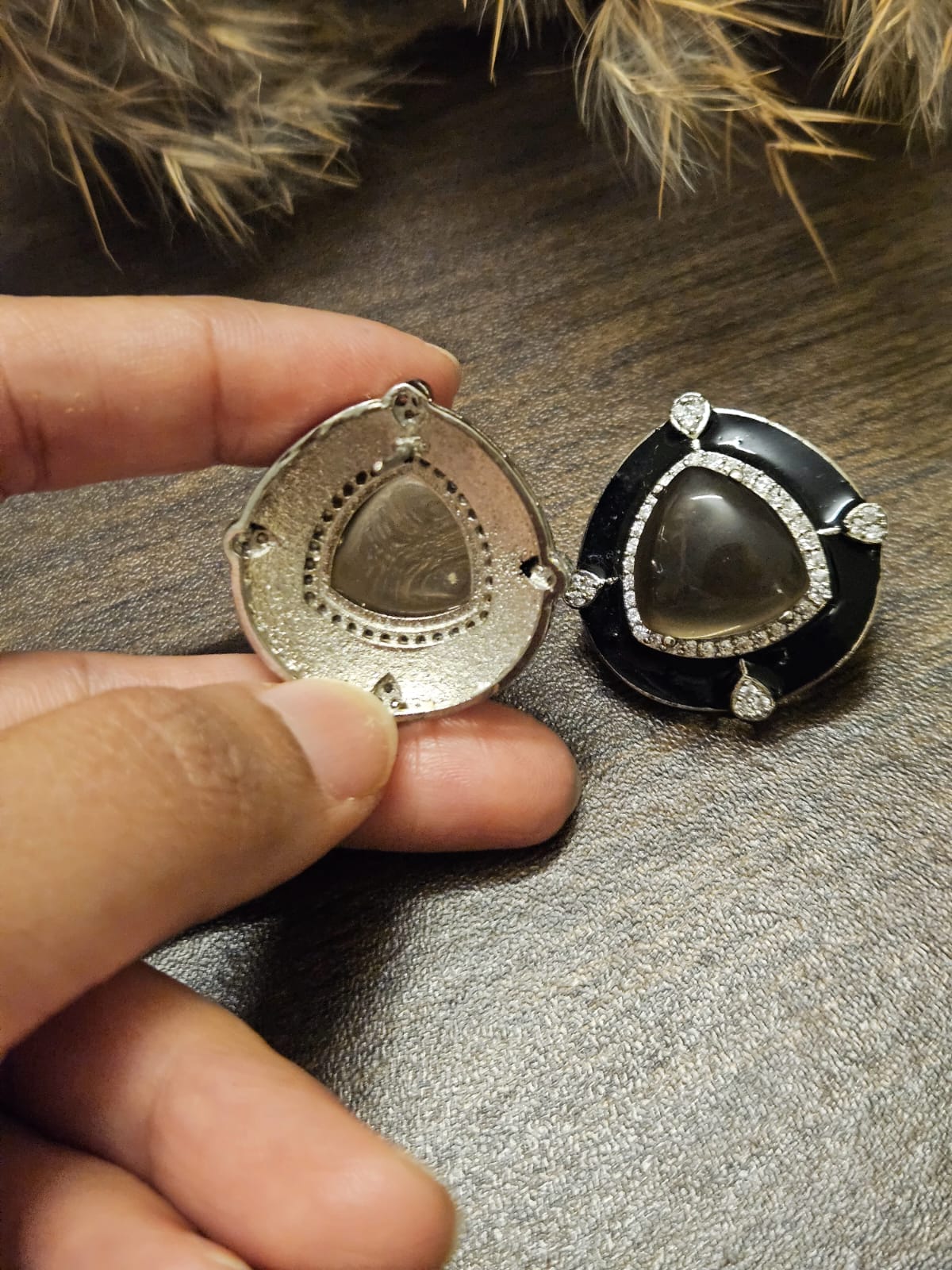 ENAMEL WITH GREY STONE