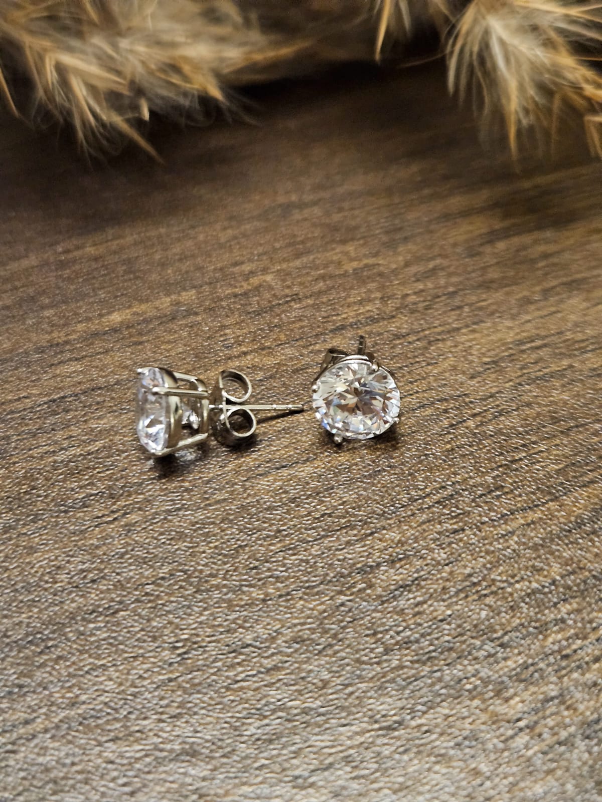 EVERGREEN SOLITAIRE STUD