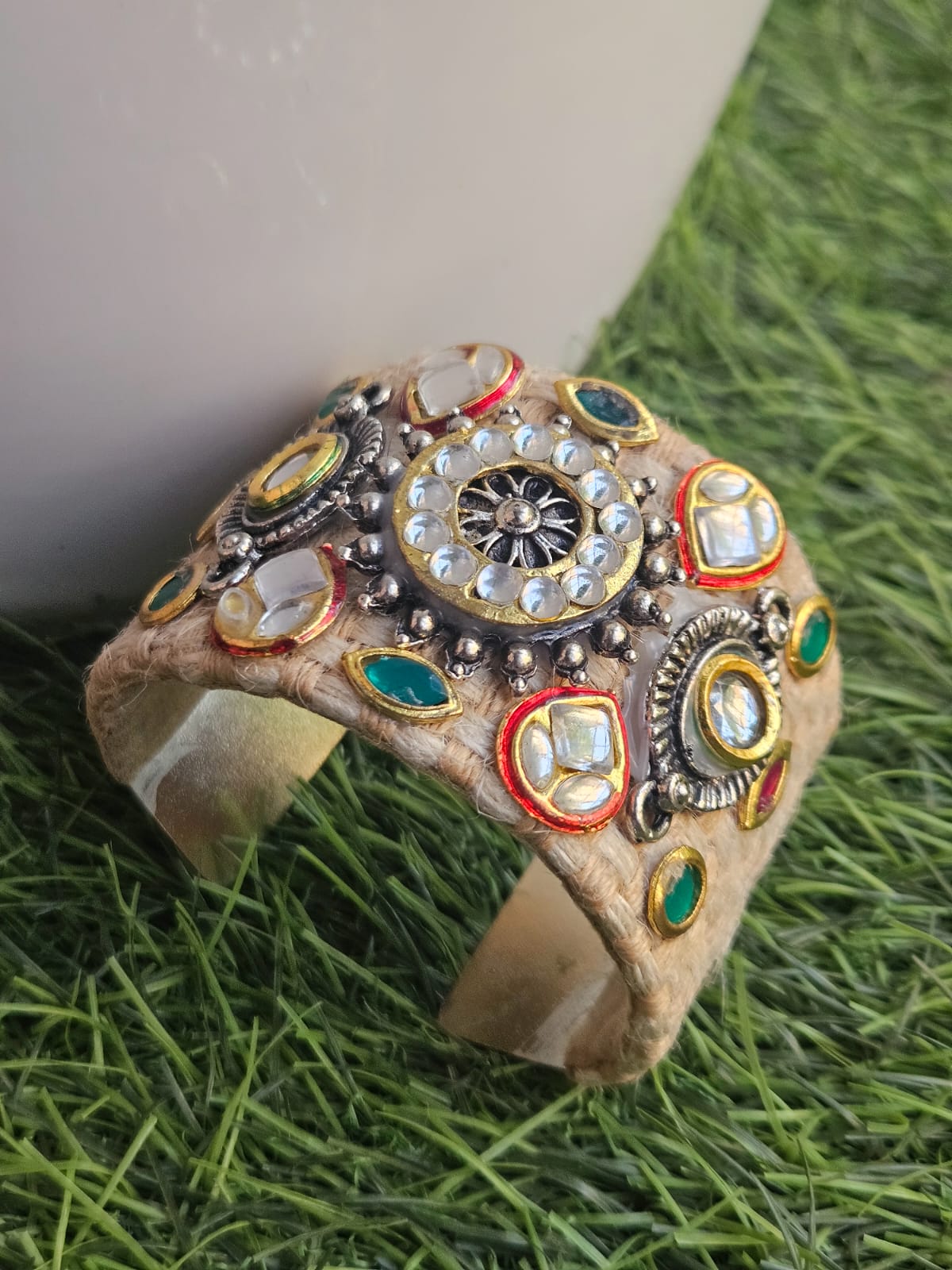 JUTE KUNDAN KADA