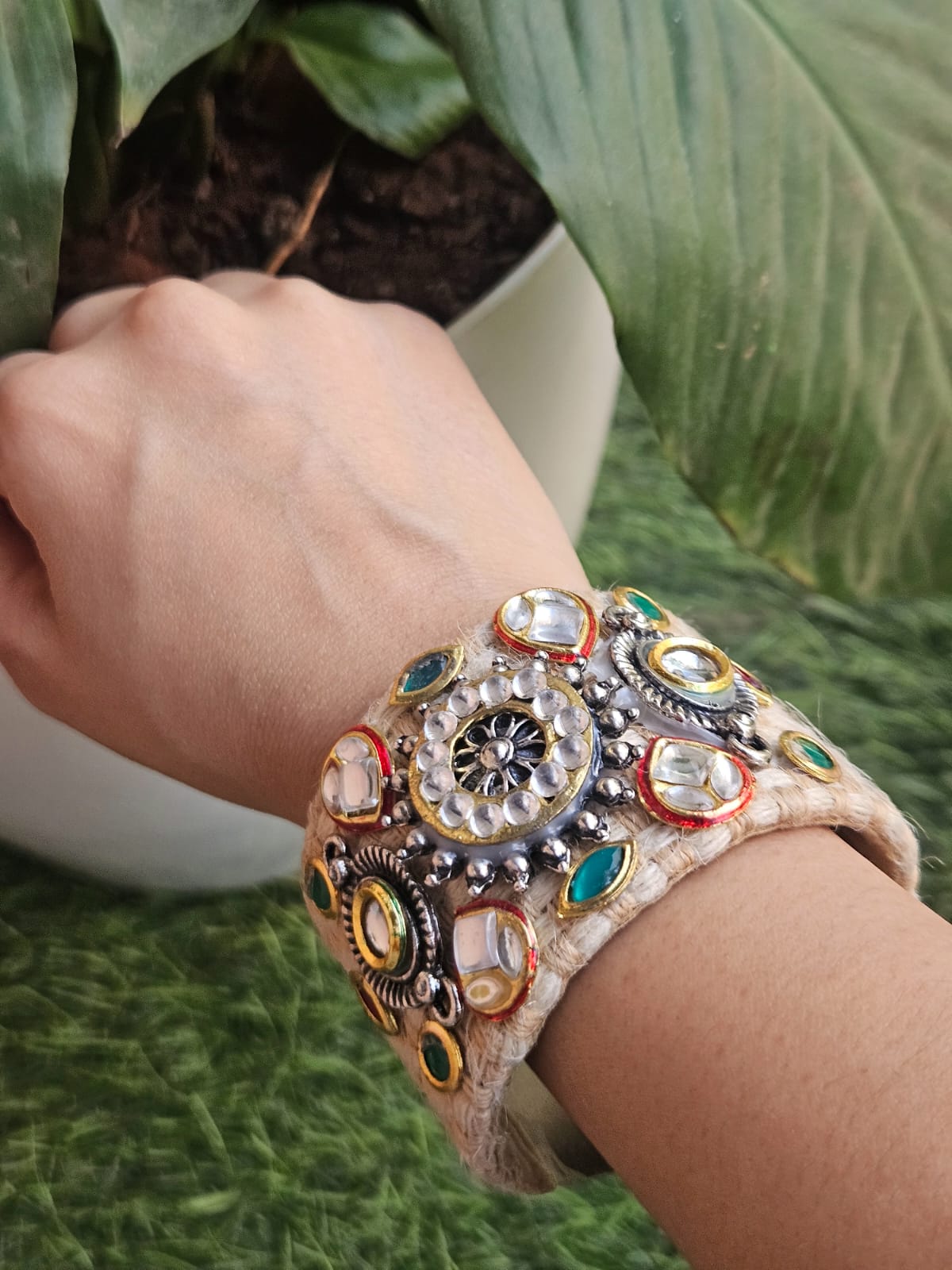 JUTE KUNDAN KADA