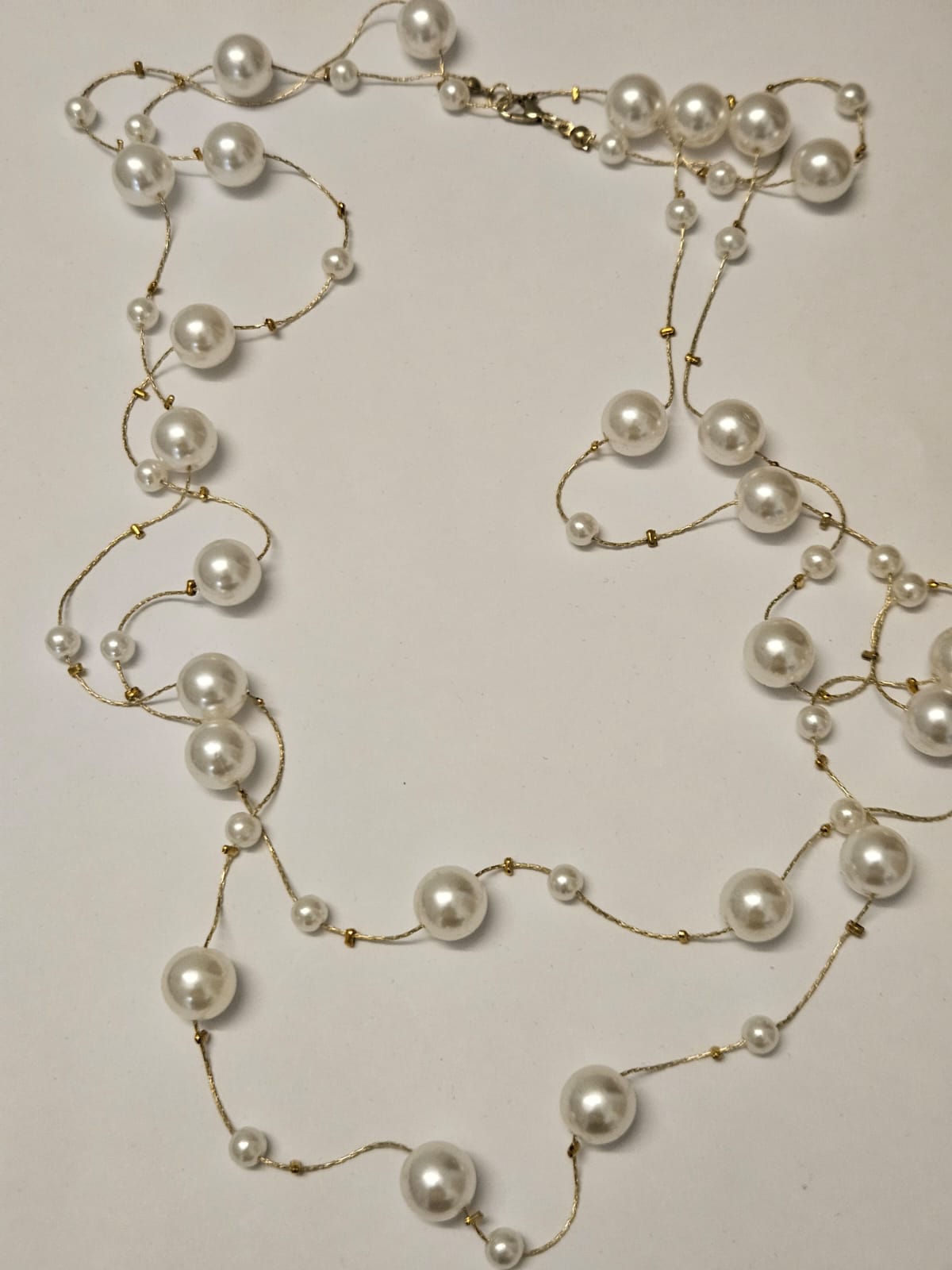 WHITE PEARL STRING