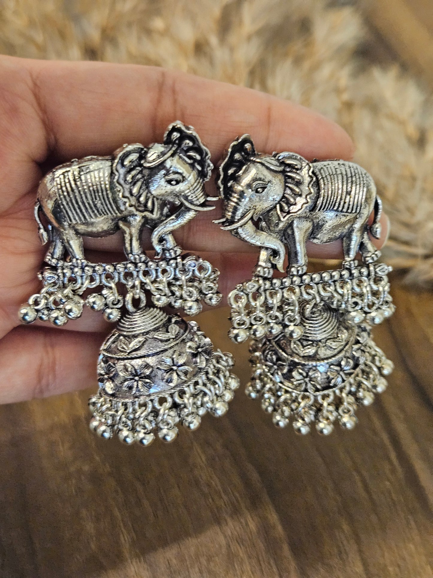 HAATHI JHUMKA