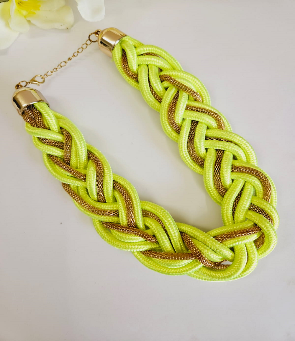 TWISTED LIME GREEN