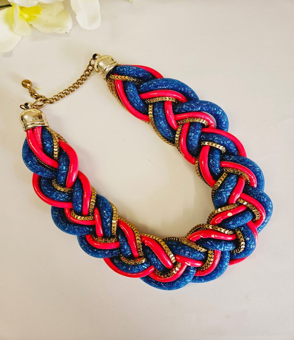 TWISTED PINK & BLUE CHAIN