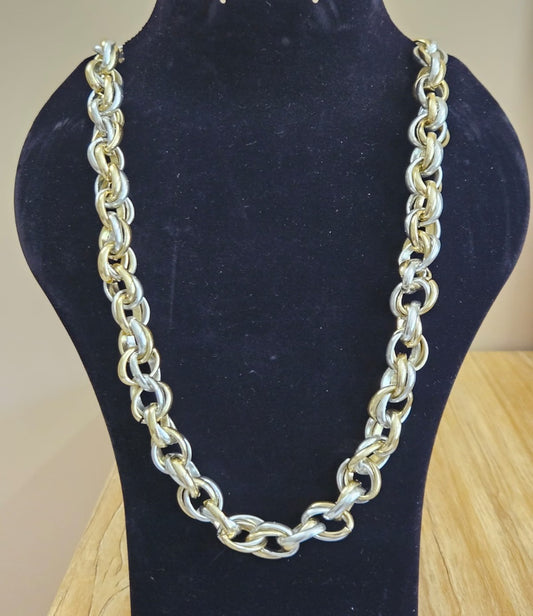 INTERTWINED CHAIN GS