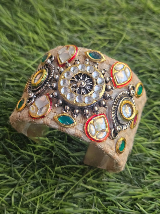 JUTE KUNDAN KADA