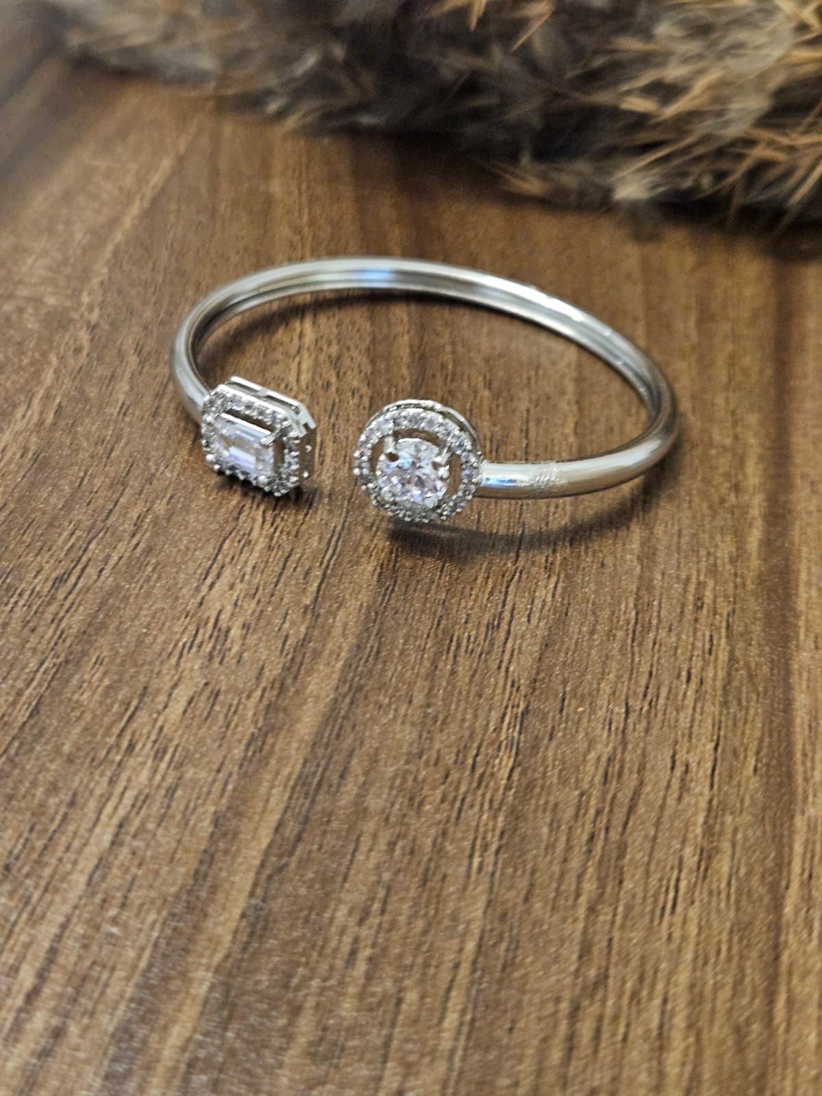 2 STONE KADA