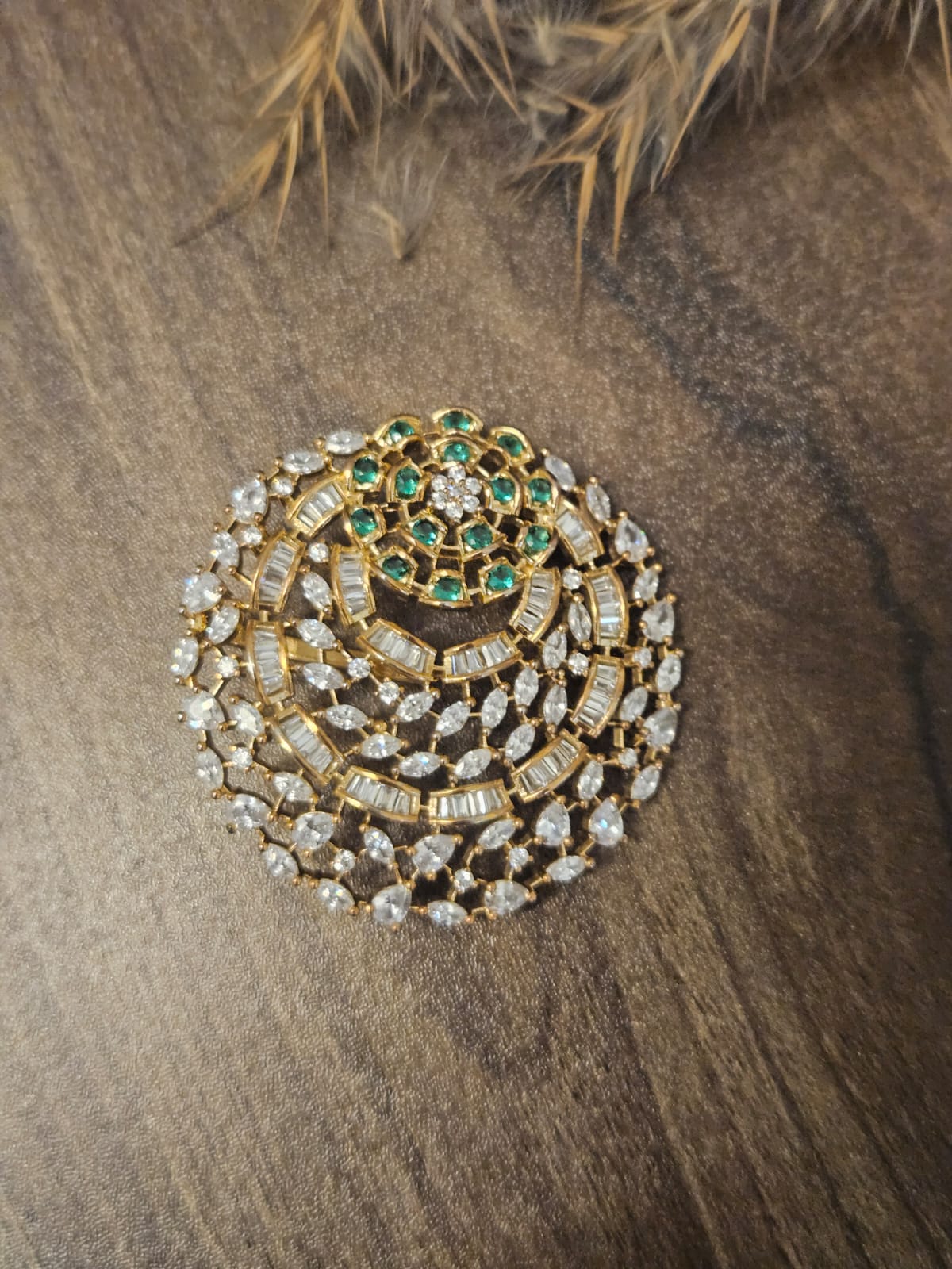 GARDENIA PENDANT & EARRINGS SET