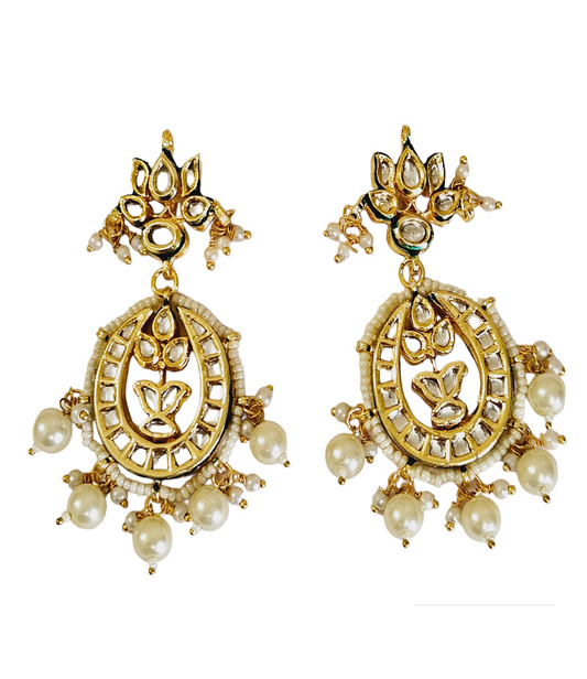 WHITE PEARLS KUNDAN CHAAND